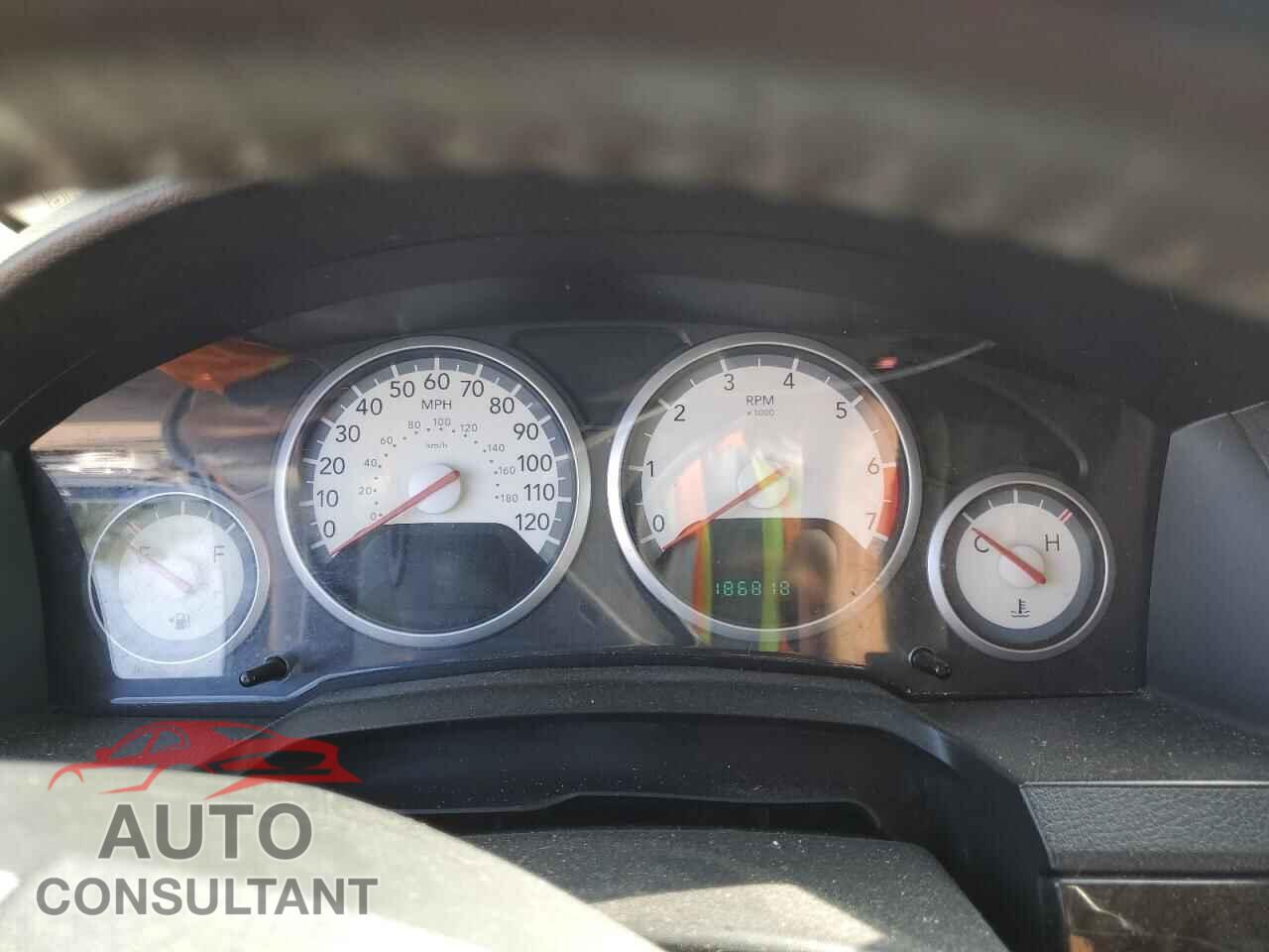 DODGE CARAVAN 2010 - 2D4RN5D15AR100307