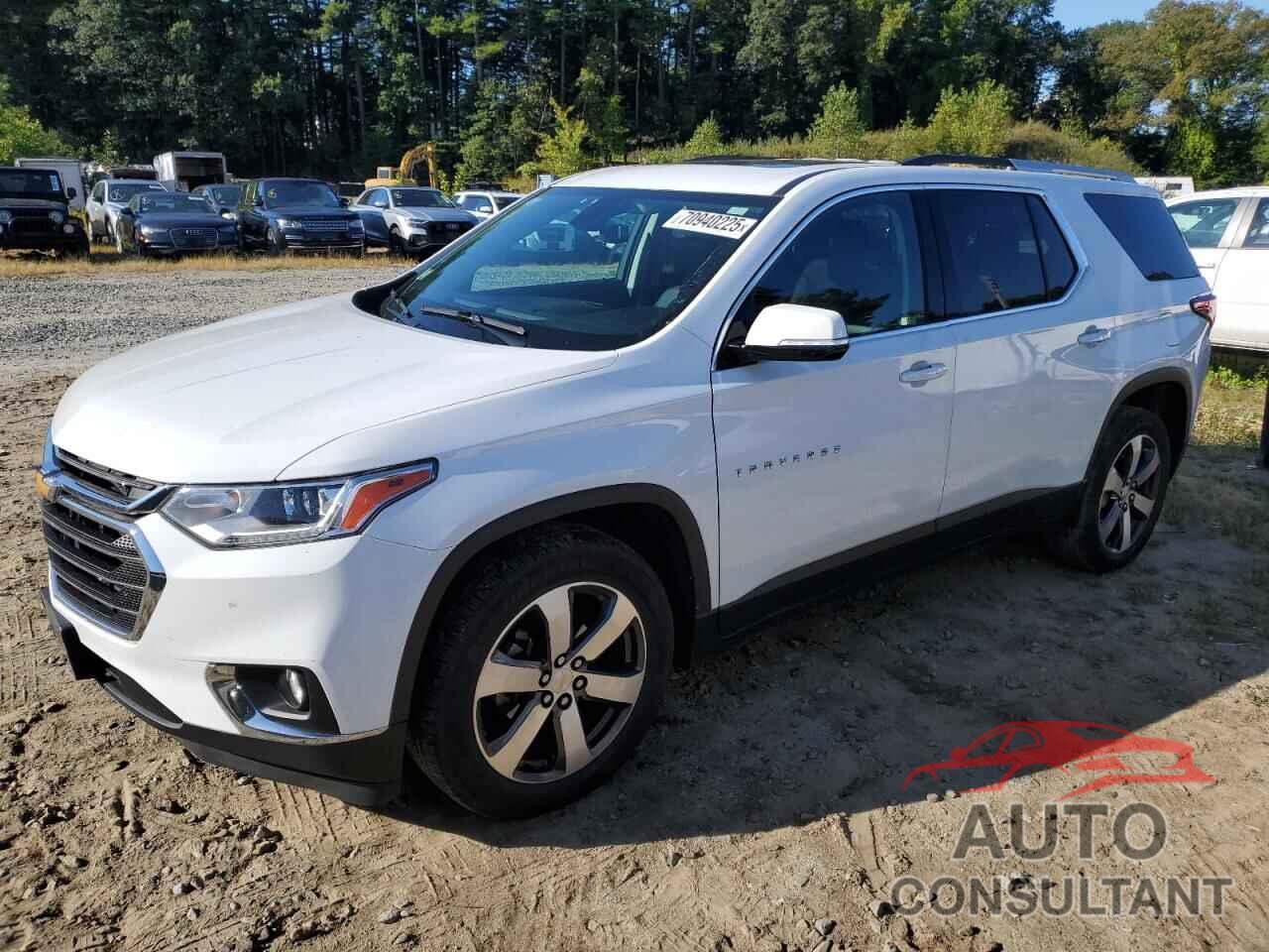 CHEVROLET TRAVERSE 2018 - 1GNEVHKW7JJ285547