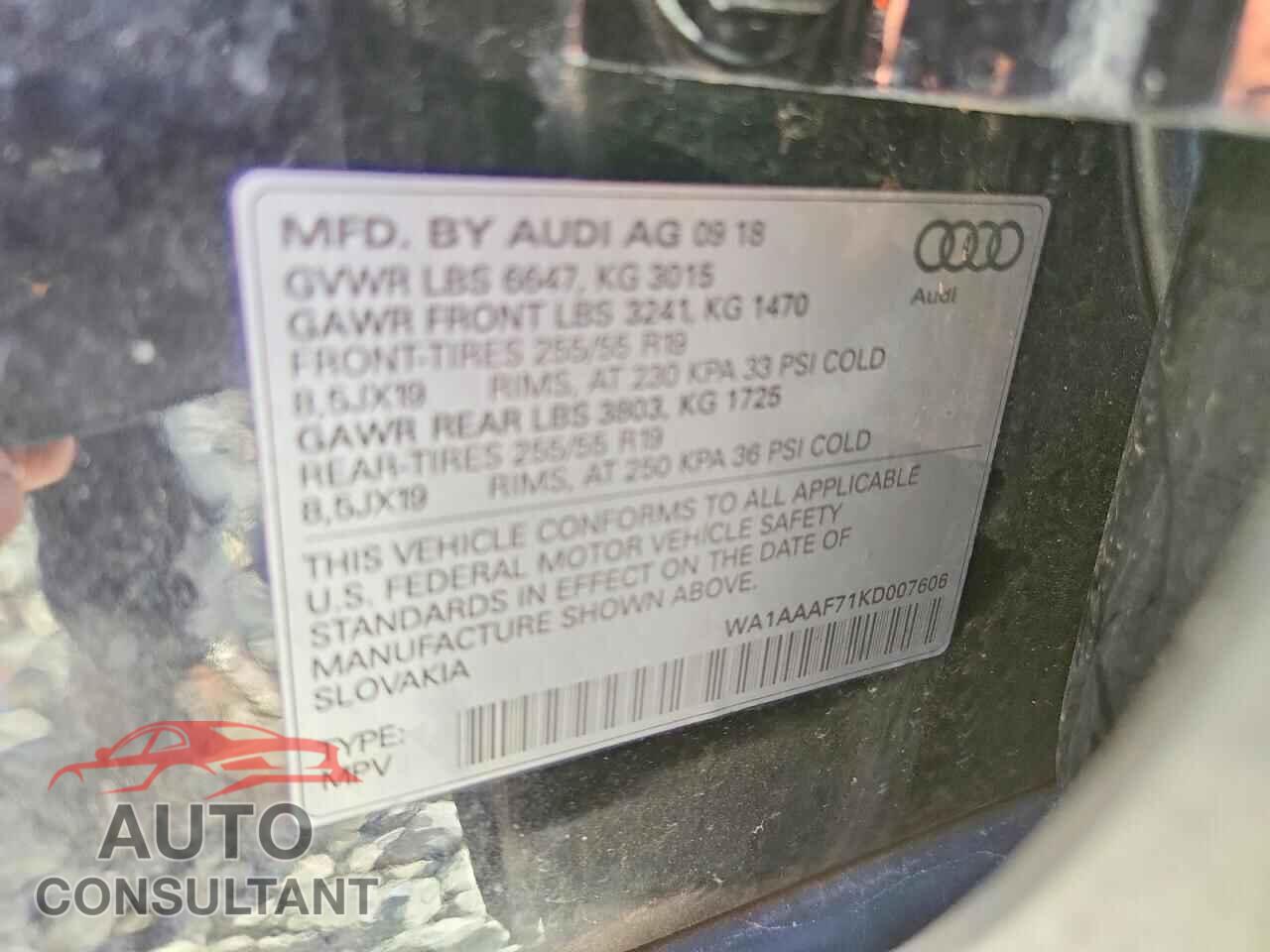 AUDI Q7 2019 - WA1AAAF71KD007606