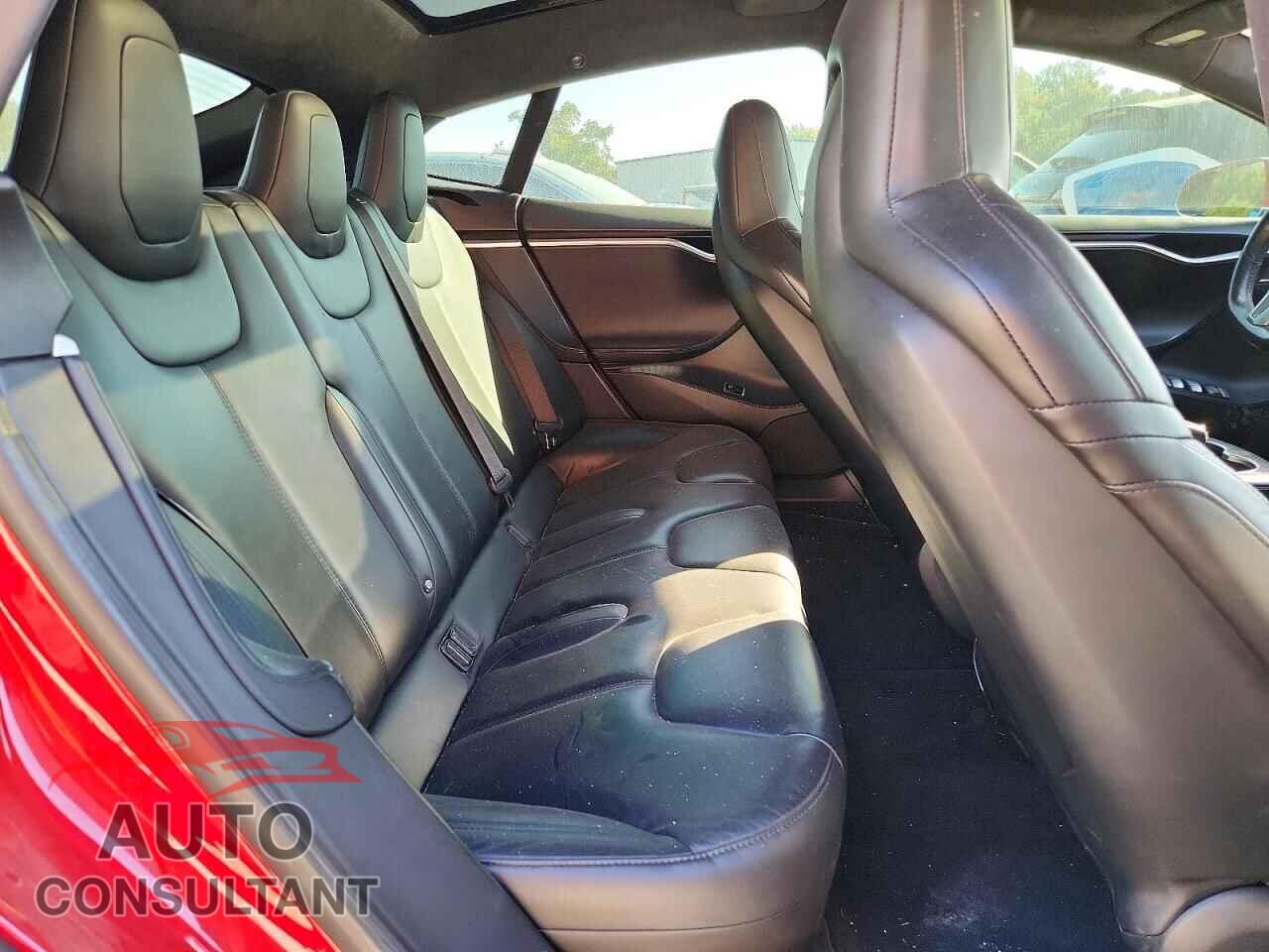 TESLA MODEL S 2015 - 5YJSA1E4XFF113987