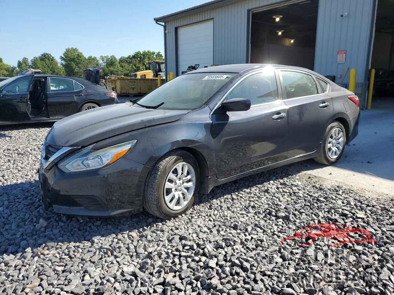 NISSAN ALTIMA 2018 - 1N4AL3AP3JC142468