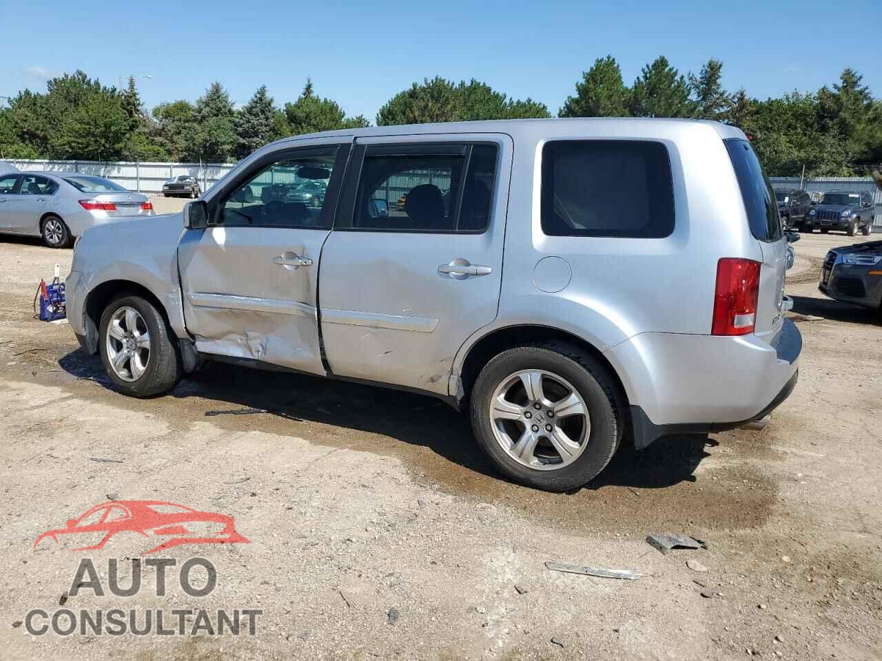 HONDA PILOT 2015 - 5FNYF4H57FB075507