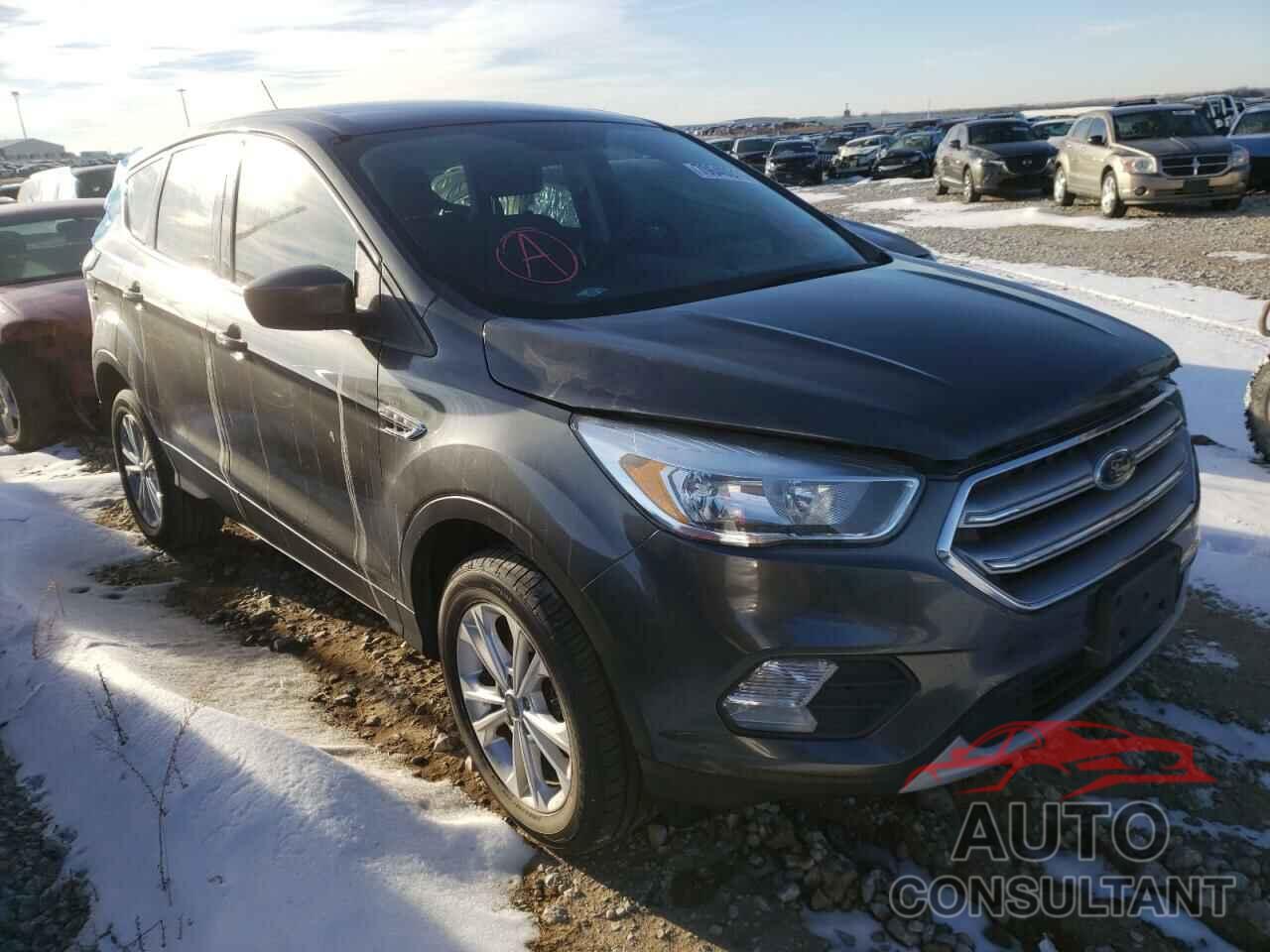 FORD ESCAPE 2017 - 1FMCU9GD1HUD76298