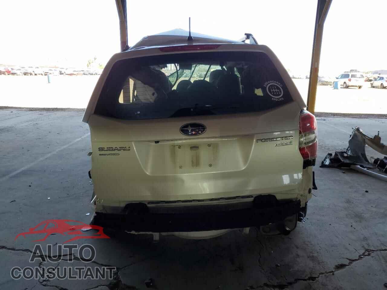 SUBARU FORESTER 2015 - JF2SJADC8FG533019