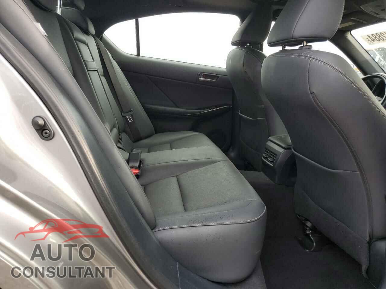 LEXUS IS 2021 - JTHCA1D20M5114714