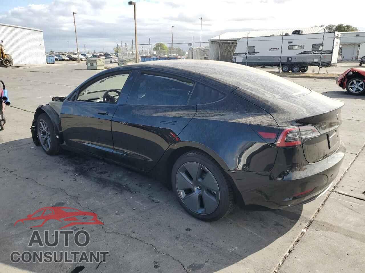 TESLA MODEL 3 2023 - 5YJ3E1EA0PF697557