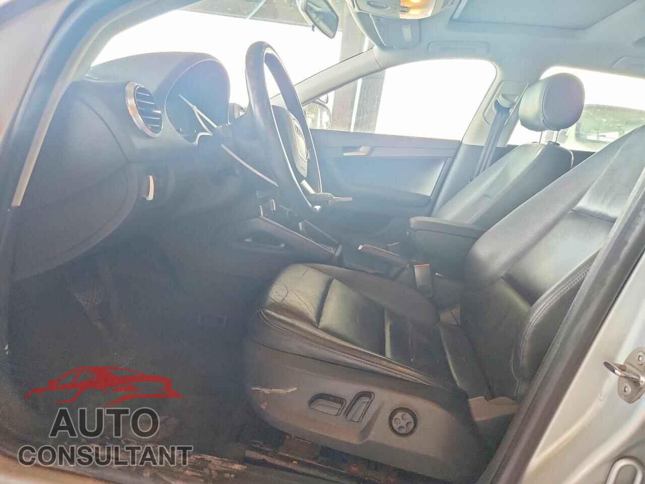 AUDI A3 2012 - WAUBEAFM7CA110176