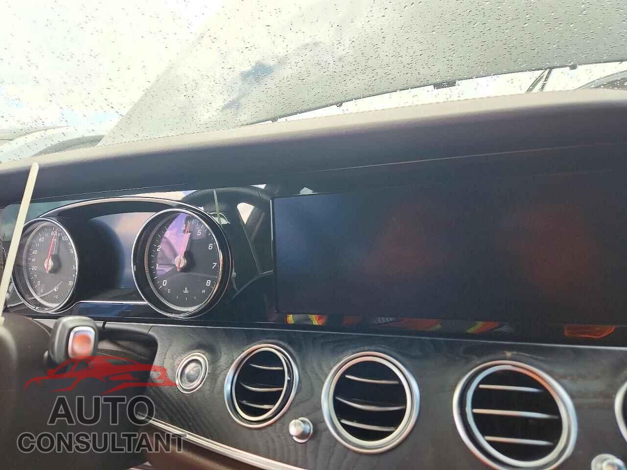 MERCEDES-BENZ E-CLASS 2017 - WDDZF4KB4HA175150