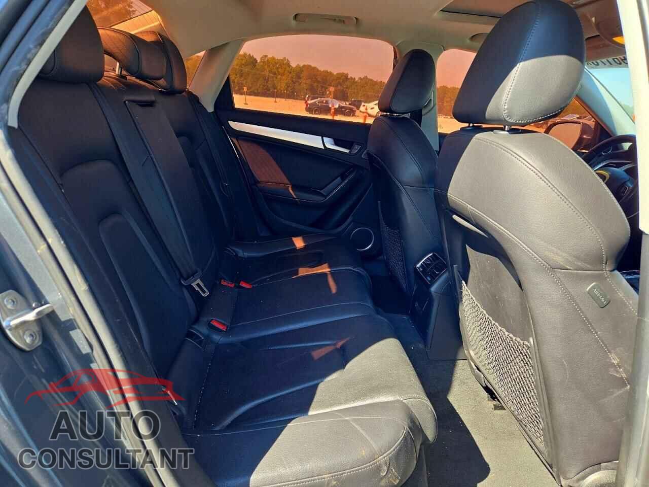 AUDI A4 2012 - WAUFFAFL8CA115344