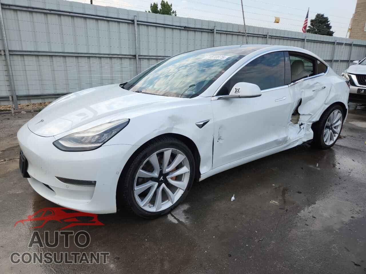 TESLA MODEL 3 2018 - 5YJ3E1EB2JF098112