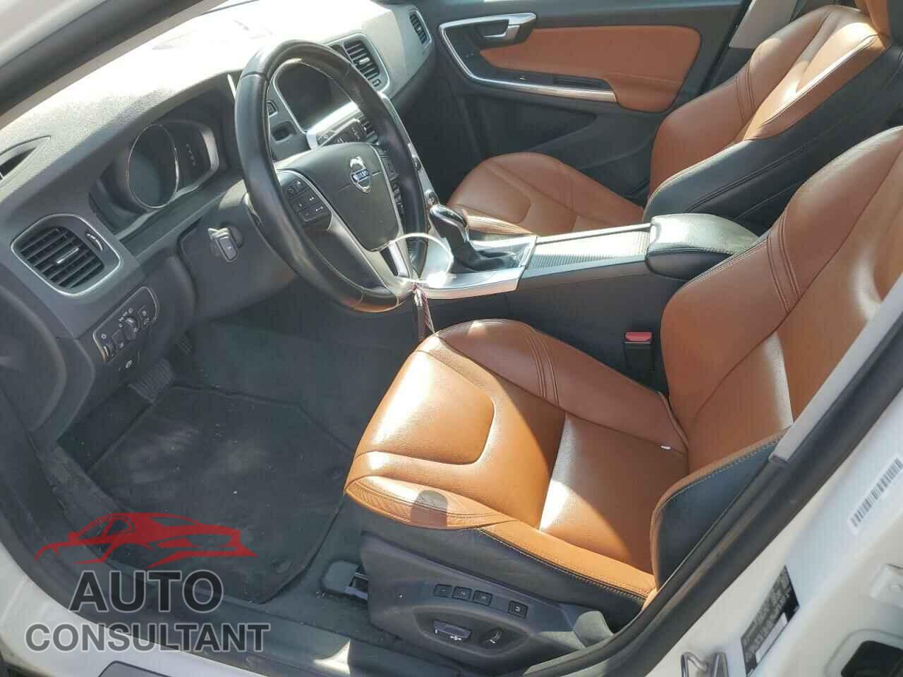 VOLVO S60 2017 - LYV402HM1HB143381