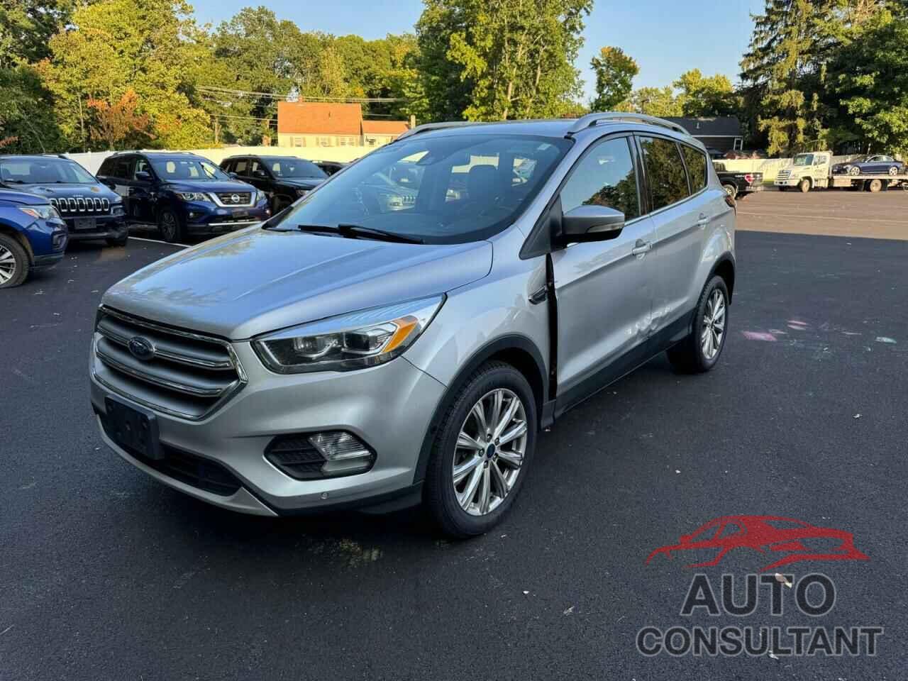 FORD ESCAPE 2017 - 1FMCU0J9XHUE48289