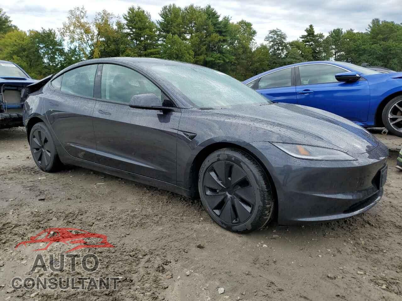 TESLA MODEL 3 2024 - 5YJ3E1EB2RF794755