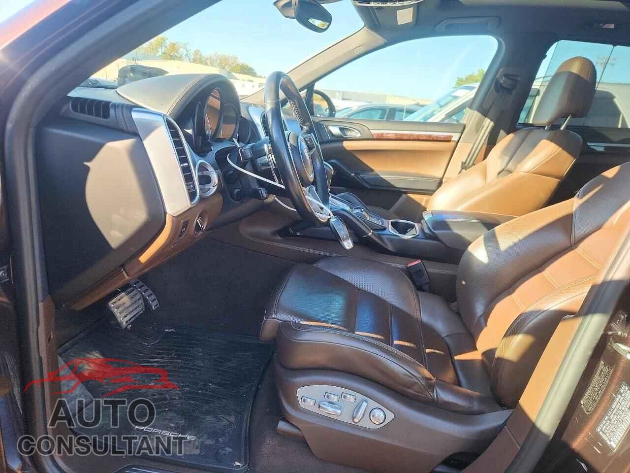 PORSCHE CAYENNE 2015 - WP1AB2A26FLA60042