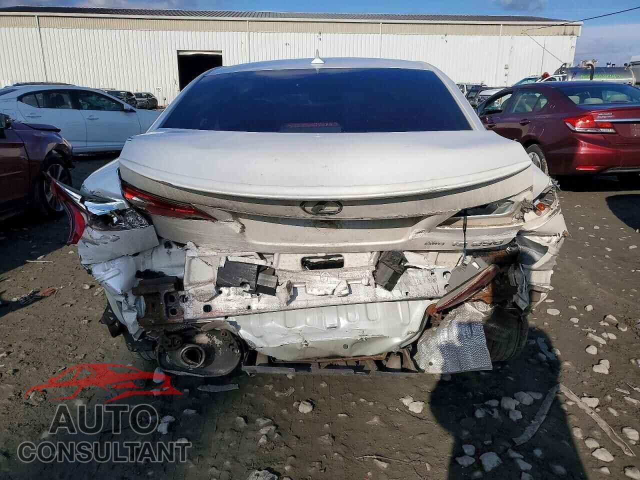 LEXUS IS 2012 - JTHCF5C25C5060318