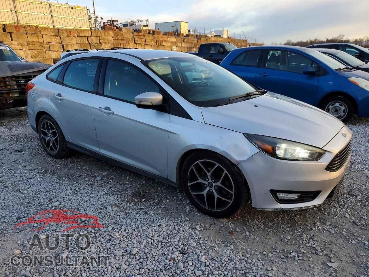 FORD FOCUS 2017 - 1FADP3FE5HL340360
