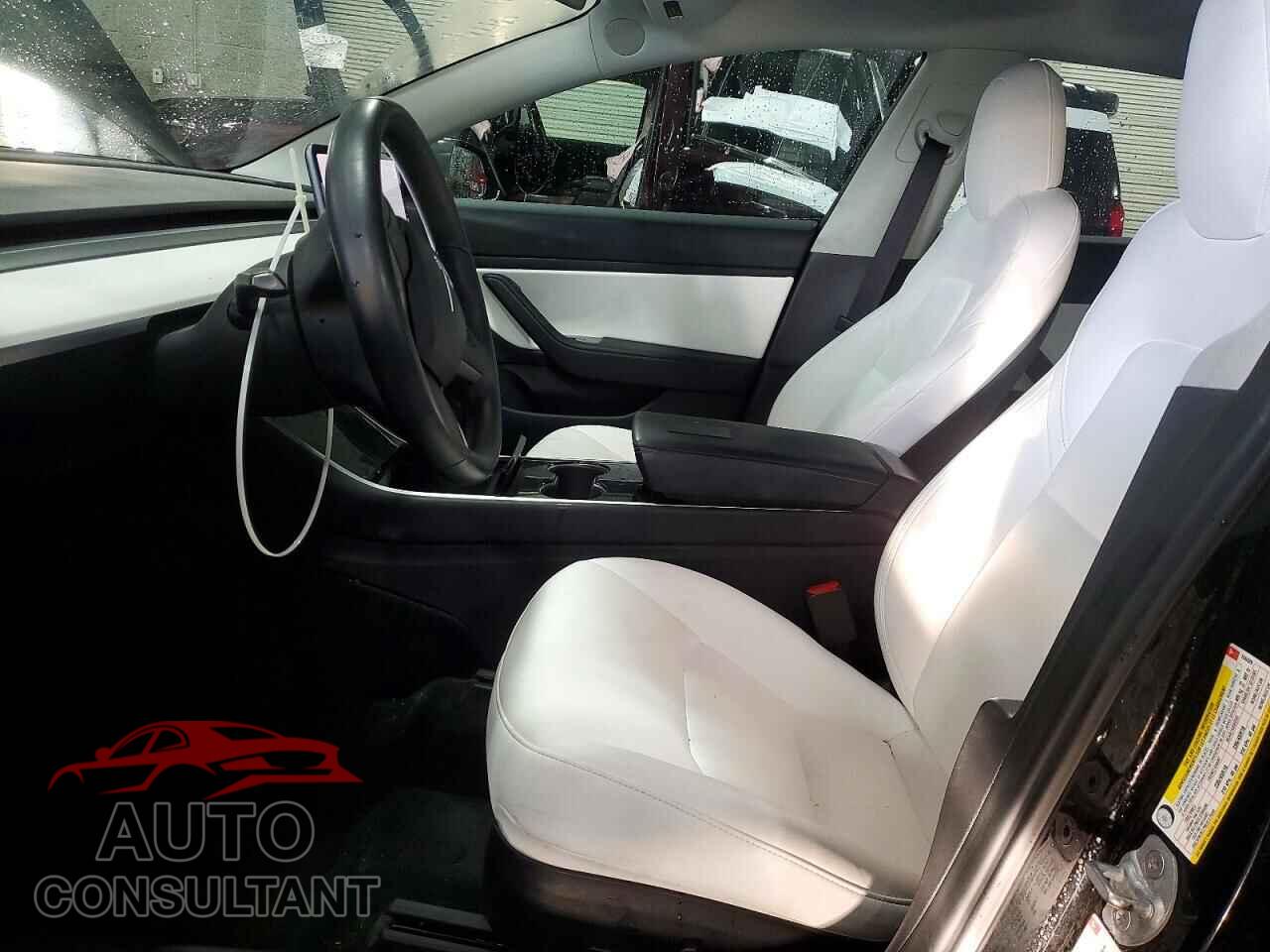 TESLA MODEL 3 2018 - 5YJ3E1EA7JF155329