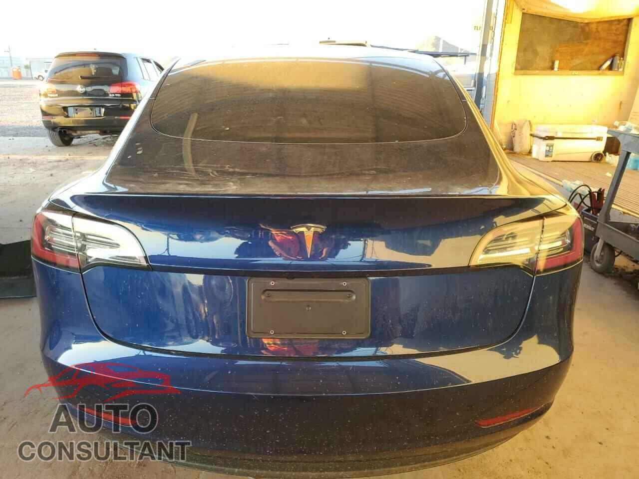 TESLA MODEL 3 2023 - 5YJ3E1EA2PF458933