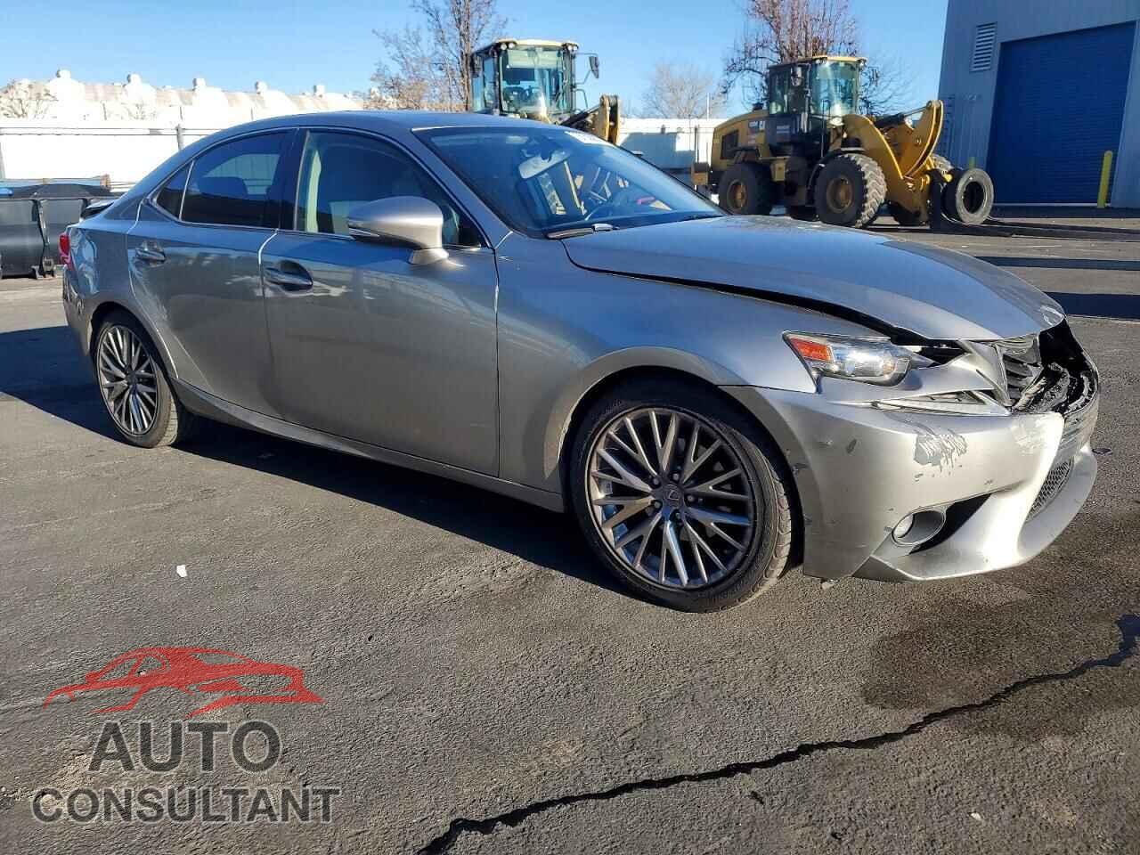LEXUS IS 2015 - JTHBF1D2XF5051864