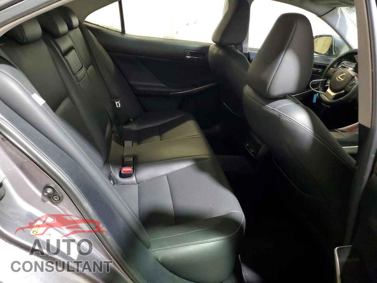 LEXUS IS 2014 - JTHCF1D26E5004589