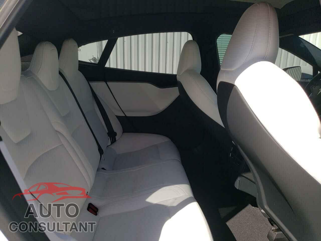 TESLA MODEL S 2020 - 5YJSA1E21LF399853