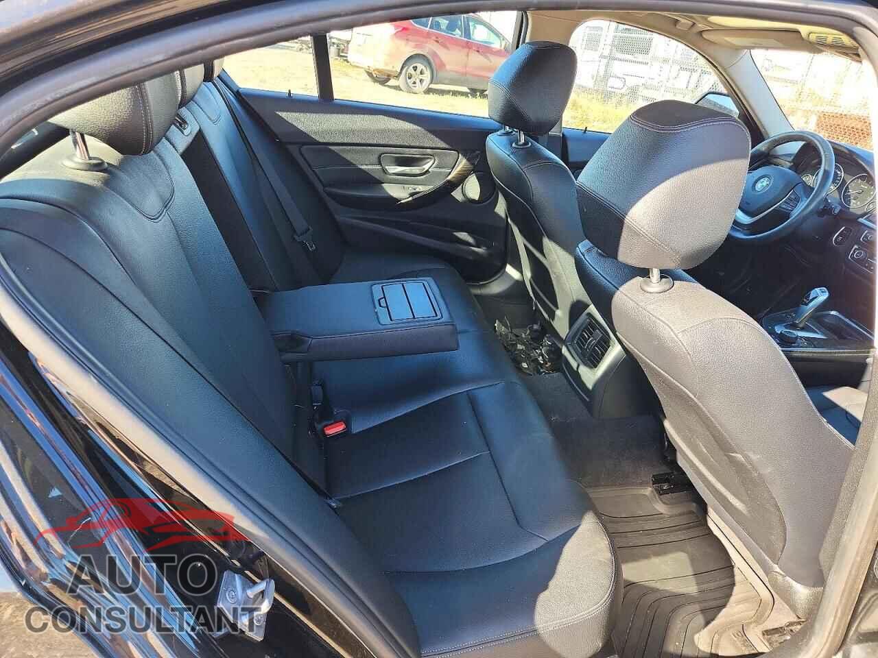 BMW 3 SERIES 2013 - WBA3C3C55DF146584