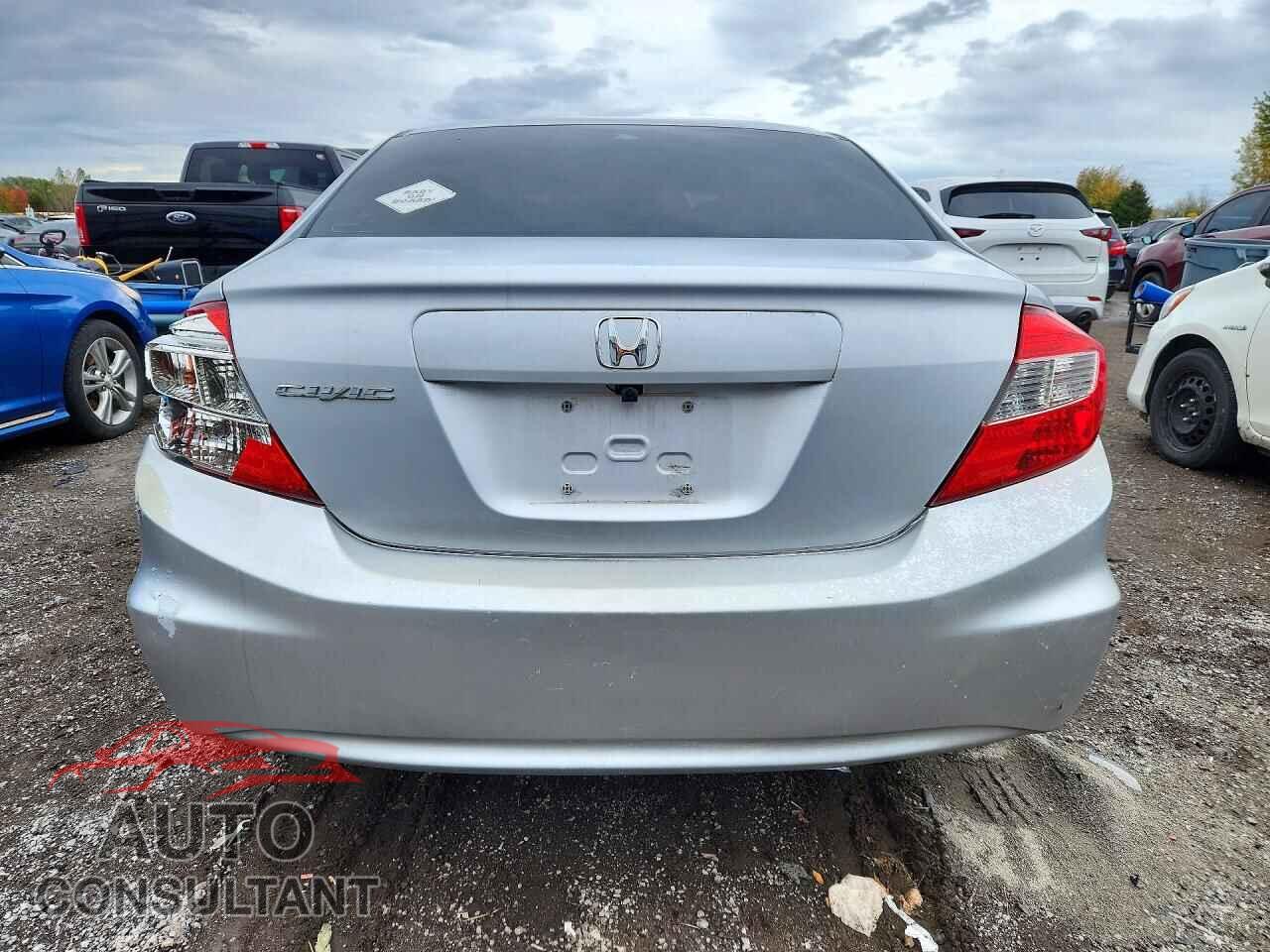 HONDA CIVIC 2012 - 2HGFB2F50CH018535