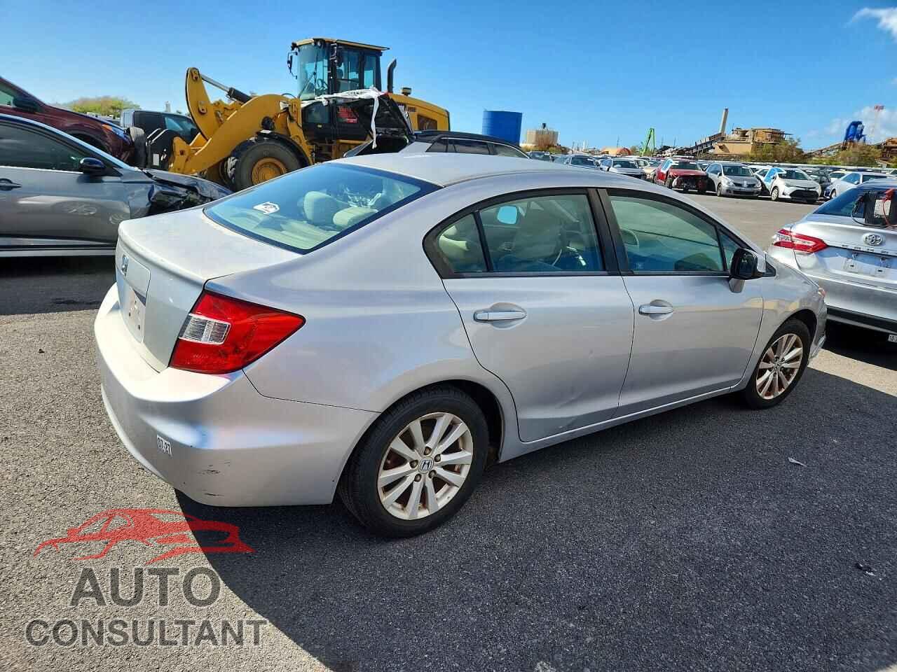 HONDA CIVIC 2012 - 2HGFB2F81CH553836