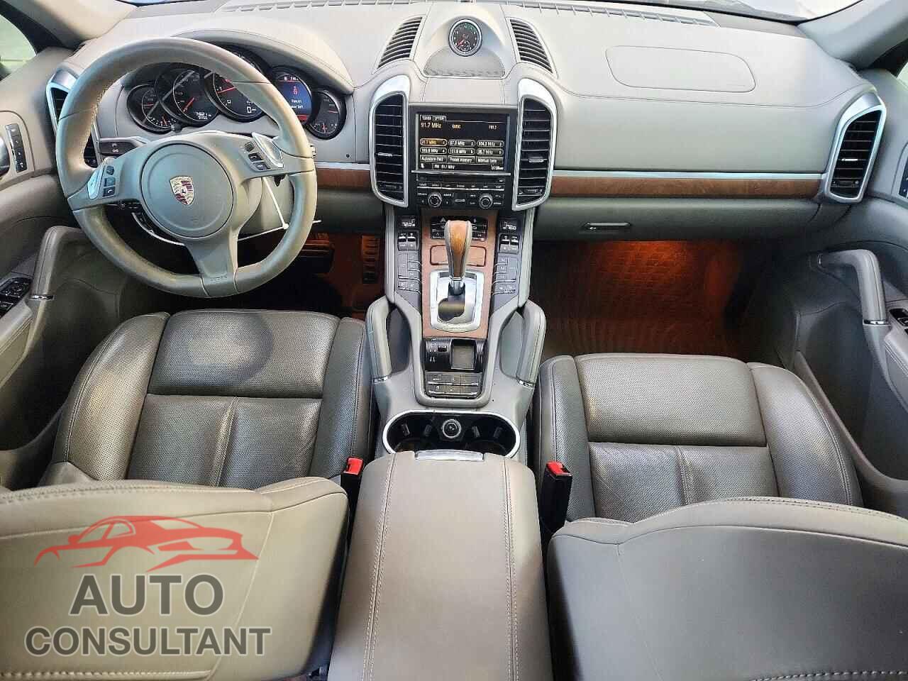 PORSCHE CAYENNE 2013 - WP1AA2A20DLA04856