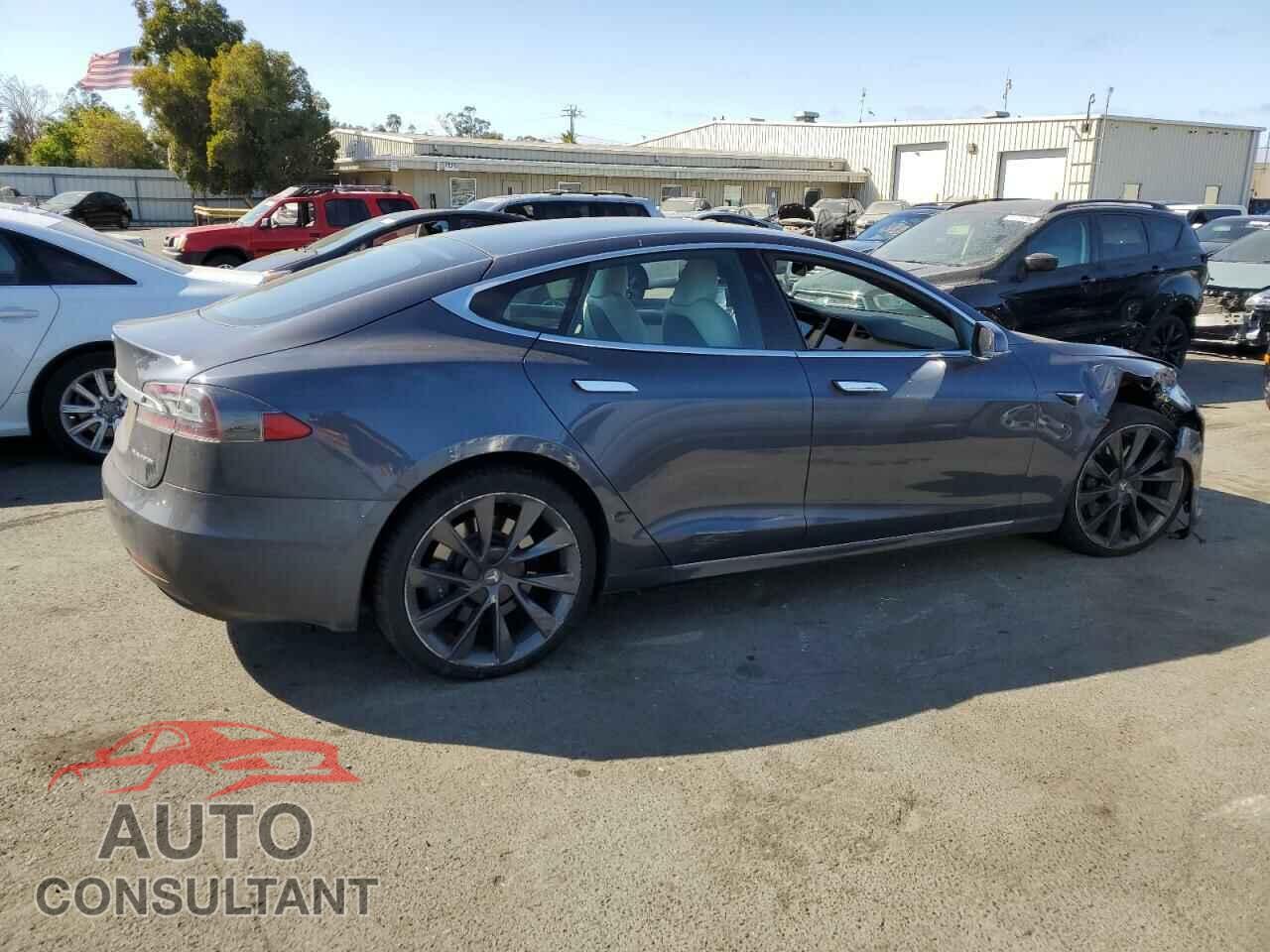 TESLA MODEL S 2020 - 5YJSA1E22LF400640