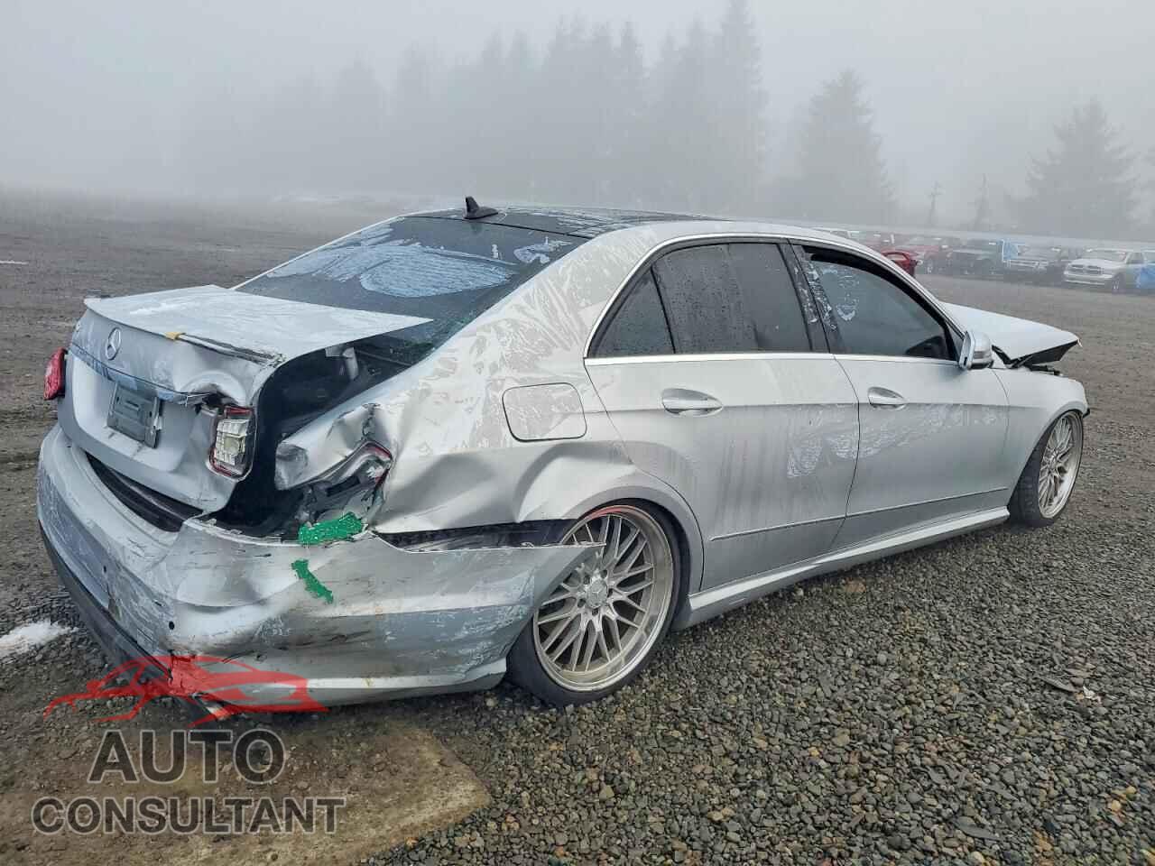 MERCEDES-BENZ E-CLASS 2011 - WDDHF7CB2BA303758