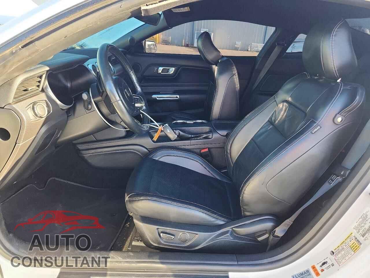FORD MUSTANG 2018 - 1FA6P8CF7J5183301