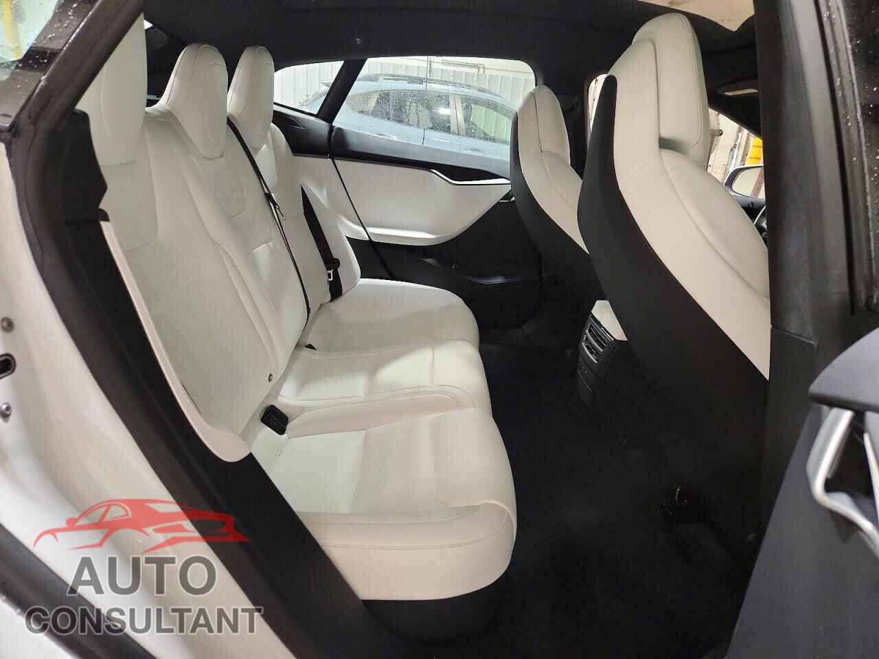 TESLA MODEL S 2020 - 5YJSA1E27LF356473