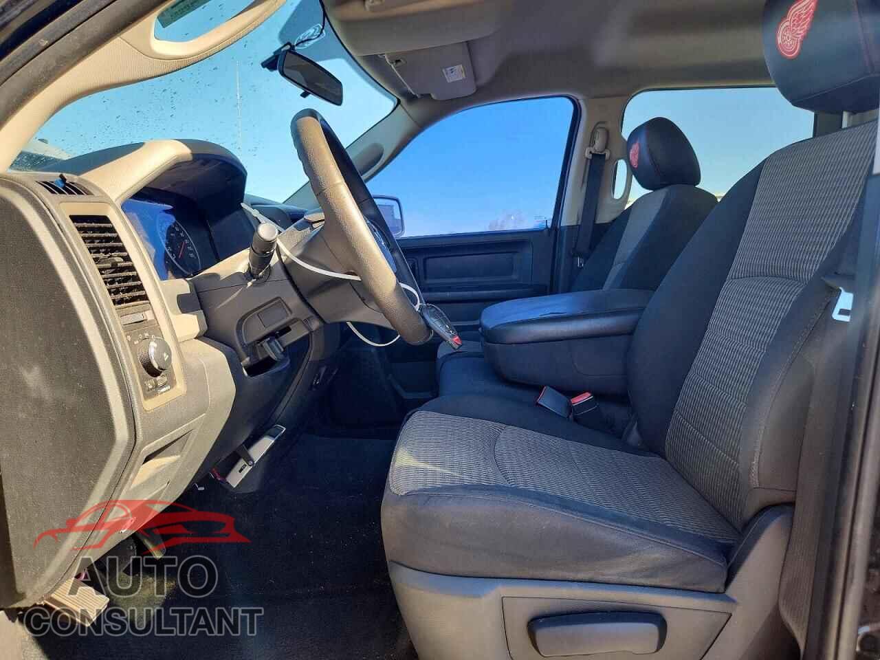 DODGE RAM 1500 2012 - 1C6RD7KT8CS199651