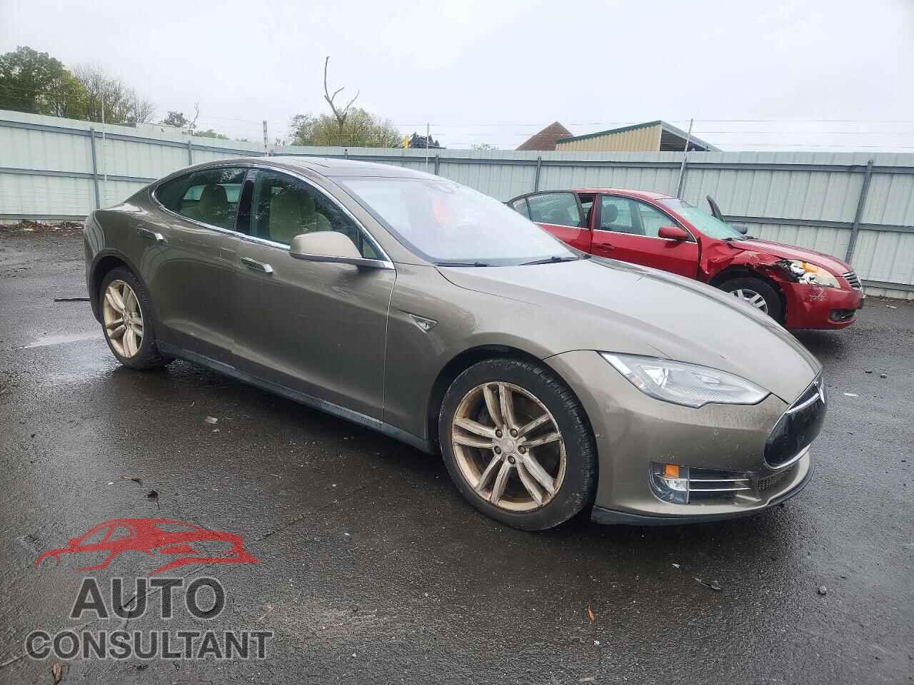 TESLA MODEL S 2015 - 5YJSA1V27FF097407