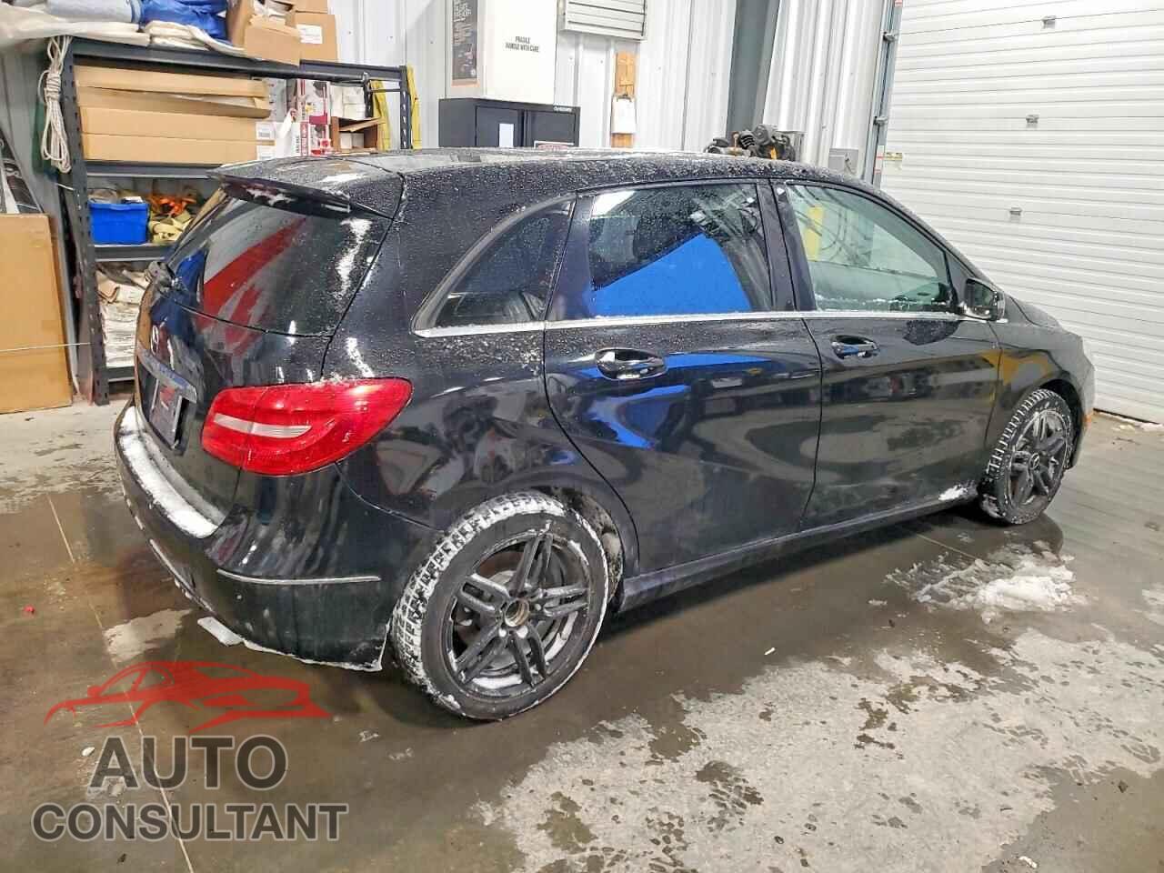 MERCEDES-BENZ B-CLASS 2013 - WDDMH4EB2DJ121940