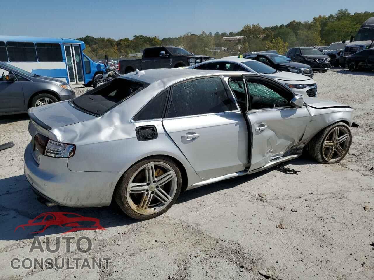 AUDI S4/RS4 2011 - WAUBGAFL1BA105099