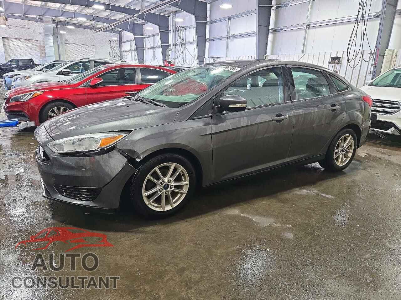 FORD FOCUS 2015 - 1FADP3F27FL324194