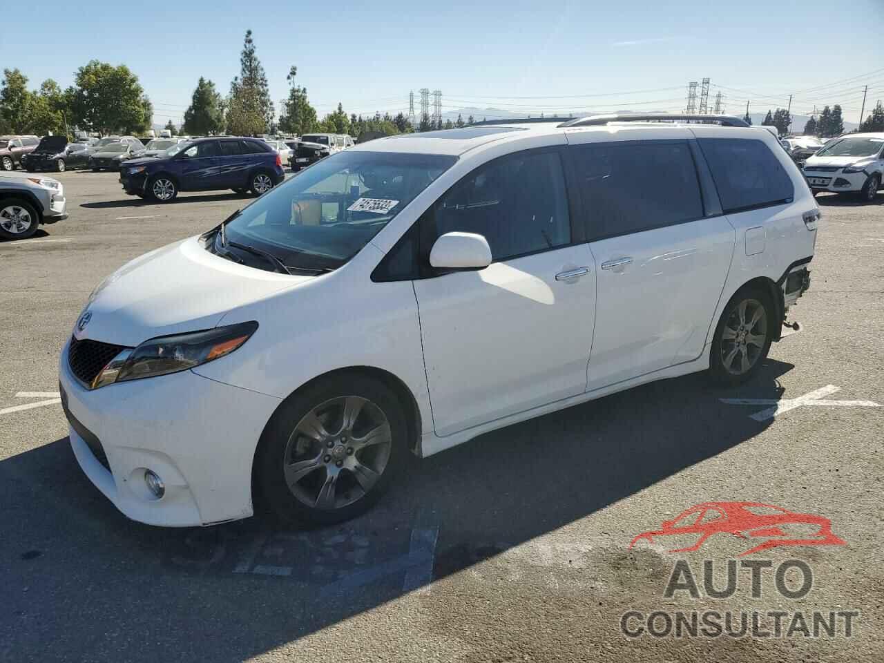 TOYOTA SIENNA 2015 - 5TDXK3DC5FS657039