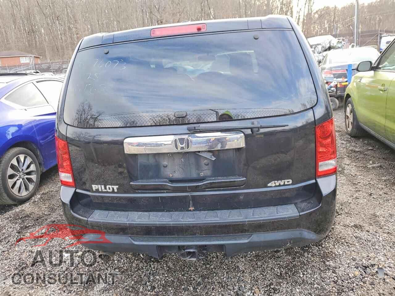 HONDA PILOT 2015 - 5FNYF4H50FB006707
