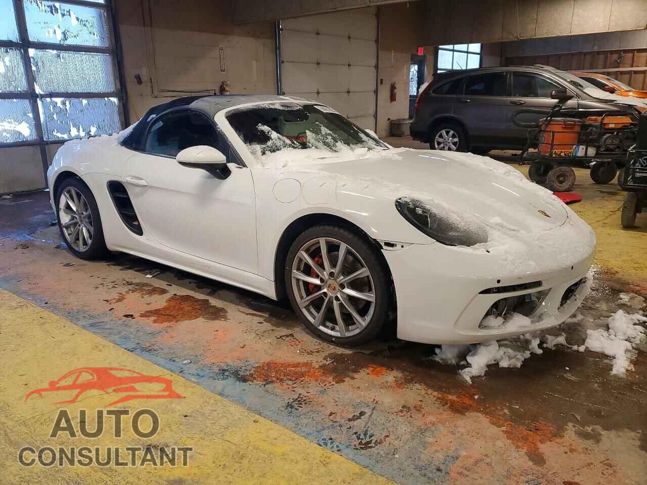 PORSCHE BOXSTER 2017 - WP0CA2A84HS220171