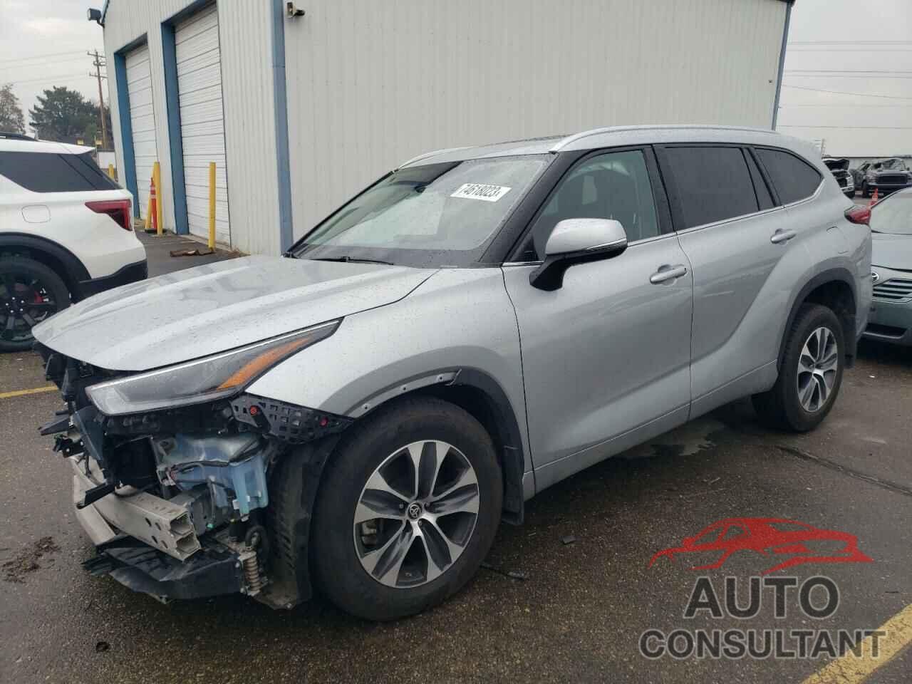 TOYOTA HIGHLANDER 2021 - 5TDGZRBH4MS525688