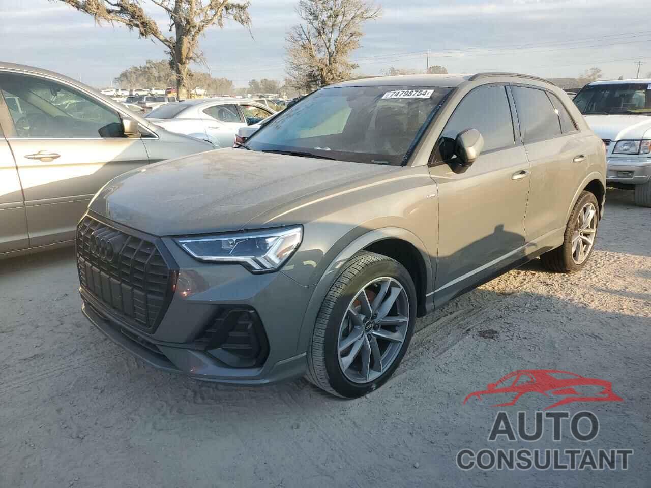 AUDI Q3 2022 - WA1EECF39N1036744