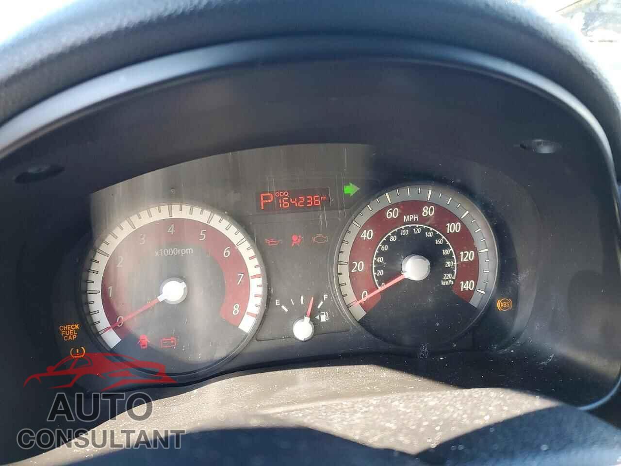 KIA RIO 2011 - KNADH4A38B6913922