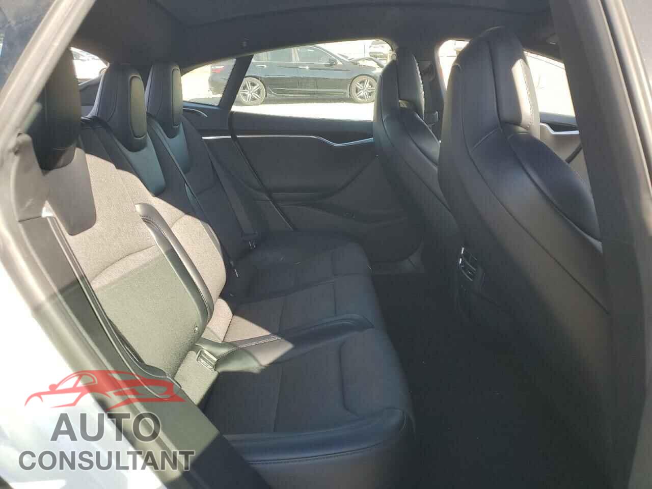TESLA MODEL S 2017 - 5YJSA1E12HF233744