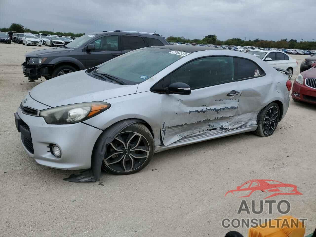 KIA FORTE 2016 - KNAFZ6A3XG5602149