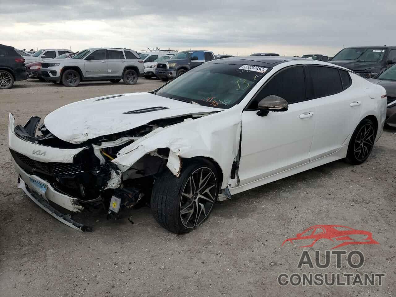 KIA STINGER 2023 - KNAE35LD6P6129924