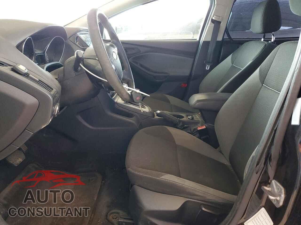 FORD FOCUS 2012 - 1FAHP3F28CL132859