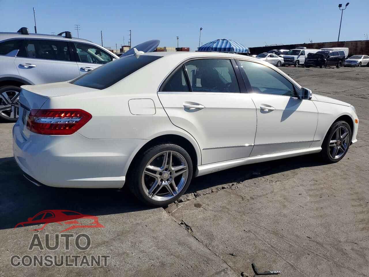 MERCEDES-BENZ E-CLASS 2011 - WDDHF7CB7BA265797