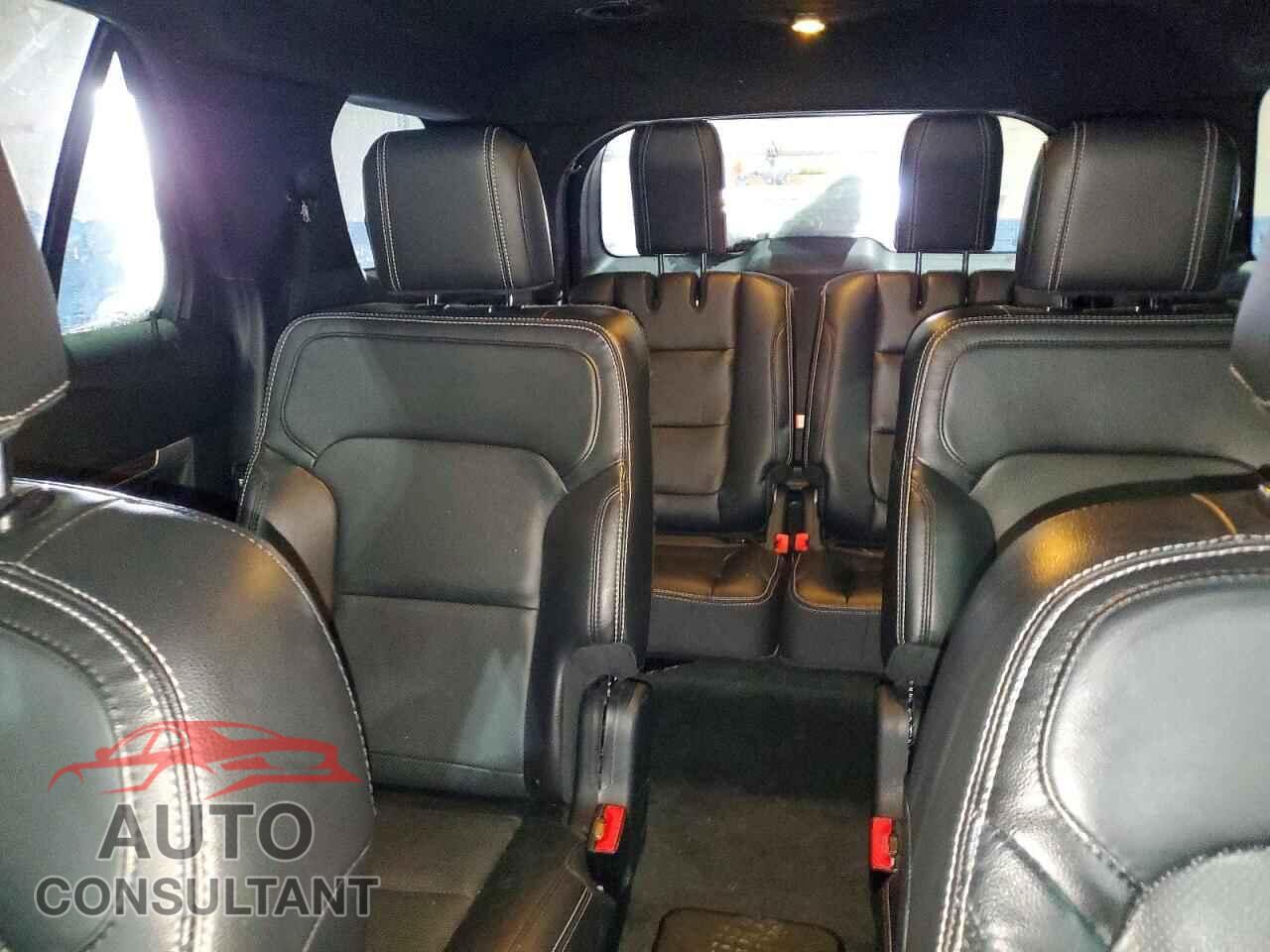 FORD EXPLORER 2017 - 1FM5K8FH9HGE00696